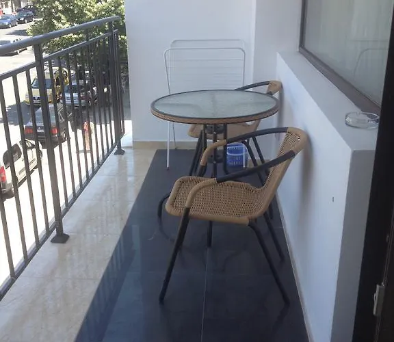 New Town Διαμέρισμα *